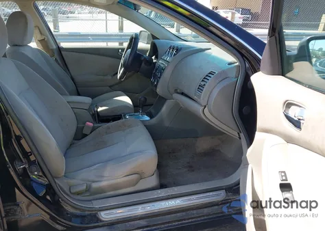 2010 Nissan Altima 2.5 S from USA, damaged, VIN 1N4AL2AP0AC176717